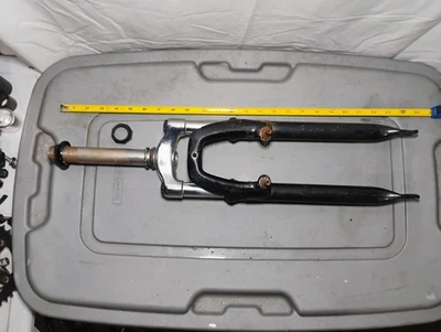24" Suspension Bicycle Forks Steering Tube 1-1/8" Threaded - Image 1 of 4