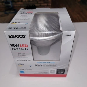 Set of 4 SATCO S9449 15W LED PAR38 1200 Lumen INDOOR OUTDOOR Flood Lights 5000k - Picture 1 of 7