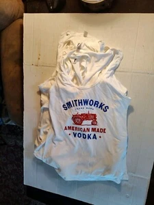 10 Smithworks American Made Vodka Woman's Tank Top T Shirts Size Medium New - Picture 1 of 18