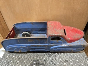 Camión de reparto vintage Marx flecha de acero prensado rojo azul rollos - Imagen 1 de 15