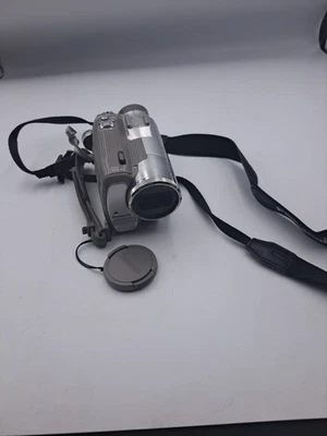 PANASONIC NV-GS180 CAMCORDER DIGITAL VIDEO CAMERA - Image 1 of 4