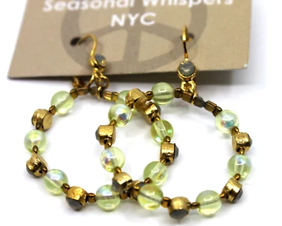 Pendientes de aro colgantes susurros de temporada cristales de Swarovski cuentas verdes #2 Foto 1 de 4