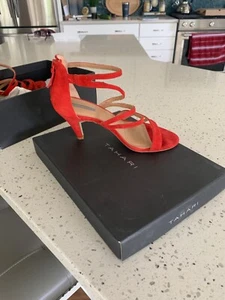 Tahari straps heels size 6 - Picture 1 of 6
