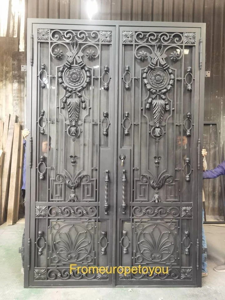 BEAUTIFUL WROUGHT IRON EXTRIOR THERMO BREAK DOOR - PWI46 - Image 1 of 1
