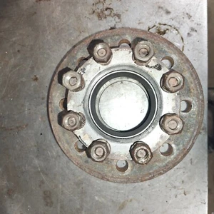 1989-1990 Dodge D250 W250 W350 SRW Rear Wheel Hub 35 Spline Dana 70 Cummins - Picture 1 of 4