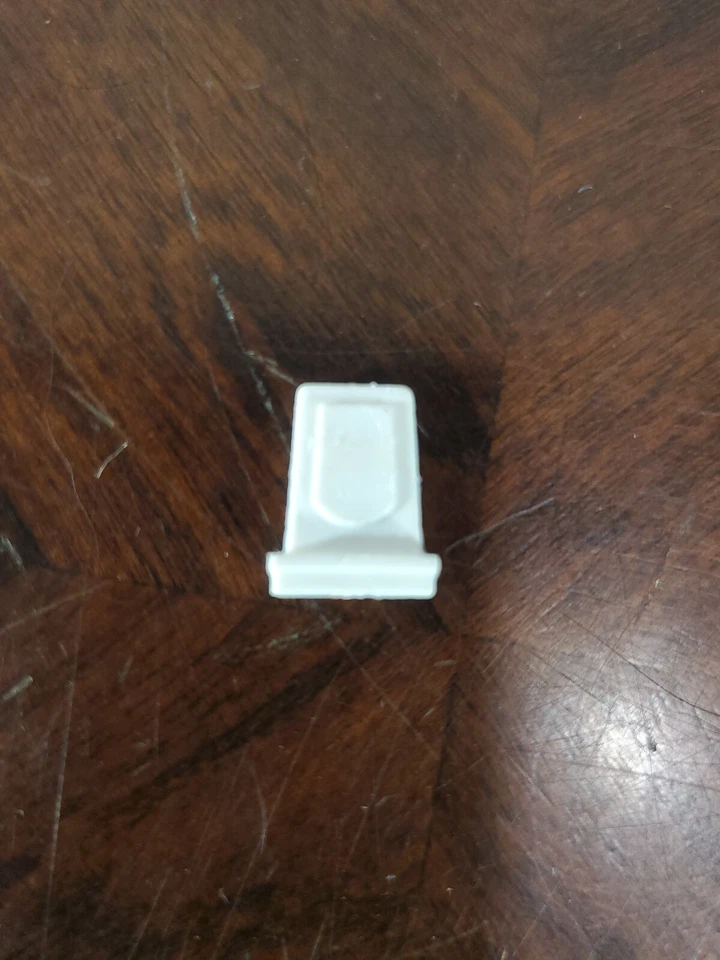 Peça de reposição colecionável Despicable Me 2 Operation 2012 Minion  - Imagem 1 de 1