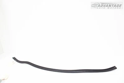 AUDI A3 2015-2019 1,8 L bandeja de tren delantero sello capó tira meteorológica OEM Foto 1 de 4