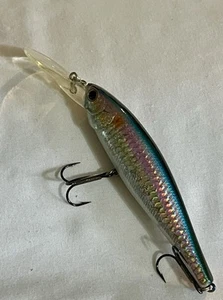 LUCKY CRAFT POINTER SP DD 100mm, MS AMERICAN SHAD, PREOWNED-EXCELLENT CONDITION. - Picture 1 of 22