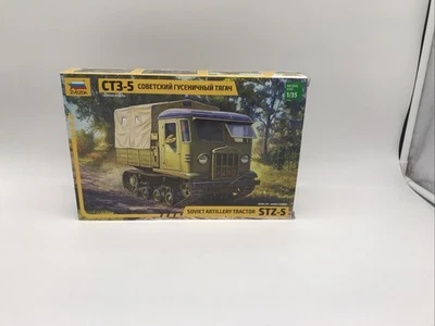 Tractor de artillería soviético 1/35 Zvezda #3663 STZ-5 AB Foto 1 de 4