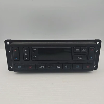 OEM 2005-2006 Ford Expedition Temperature AC Climate Heater Control 5L14-18C612 - Image 1 of 4