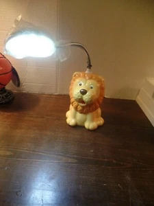 Silver One Kids Whimsical Yellow/Orange LION LED Touch Desk Lamp 3 AAA Battery - Picture 1 of 5