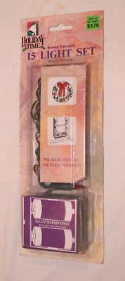 HOLIDAY TIME 15 LIGHT BATTERY POWERED HOLIDAY CHRISTMAS LIGHT SET MULTI COLORED - Image 1 of 2