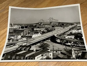 Fotografía 1960 New Orleans Crescent City Connection en blanco y negro - Imagen 1 de 6