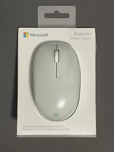 New Microsoft Wireless Bluetooth Mouse Mint Green RJN-00025 Ambidextrous RARE - Picture 1 of 6