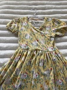 Mini Boden Girls Cotton Bunny Dress Size 9-10 With The Sweetest Neckline/sleeves - Picture 1 of 4