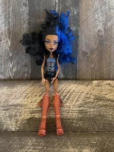 Monster High Robecca Steam Doll First Wave 2012 - Picture 1 of 4
