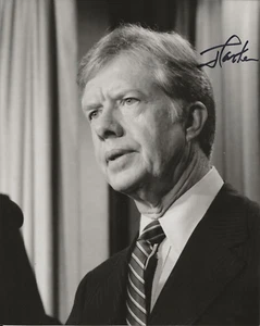 Foto #1 autografiada por Jimmy Carter de 8x10" con certificado de autenticidad del presidente de los Estados Unidos - Imagen 1 de 2