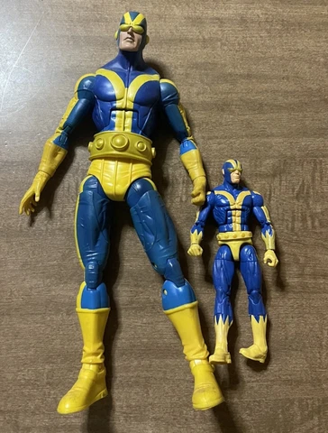 MARVEL UNIVERSE GOLIATH BLUE VARIANT 12 Inch PLUS SDCC GOLIATH 6 Inch Cover