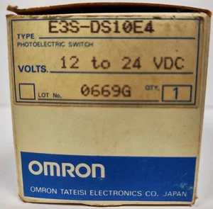 Omron E3S-DS10E4 Diffuse Reflective Photoelectric Sensor - Picture 1 of 7