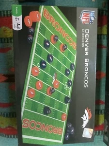 NFL Denver Broncos Damas Juego de Mesa 13" x 21" Fútbol Diversión Familiar Obra Maestra - Imagen 1 de 5