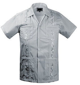 camisa guayabera blanca
