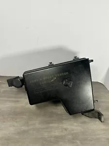 Dodge Ram 1500,2500 5.7L Engine Fuse Box 2002-2005 P56051039ad A - Picture 1 of 9