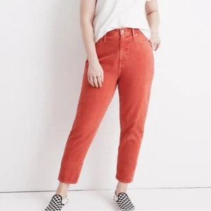 Madewell The Momjean: Garment-Dyed Edition Enamel Red Women's Size 25 $79.50 - Picture 1 of 8