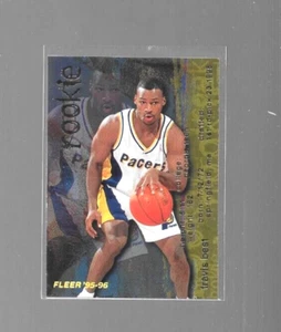 Tarjeta de baloncesto Fleer 1995 96 #284 Travis Best tarjeta de novato como nueva - Imagen 1 de 3