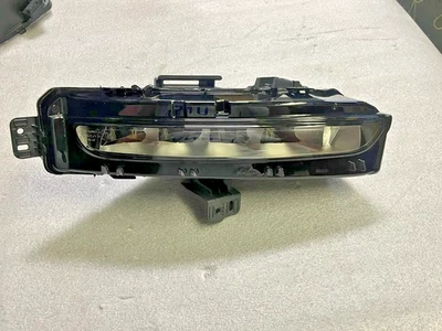 NEW OEM MOPAR 22-24 JEEP GRAND CHEROKEE LH FOG LIGHT LAMP & BRACKET 68465141AC - Image 1 of 4