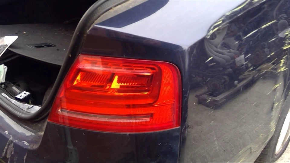 Cuarto de luz trasera de pasajero montado en panel para 11-14 AUDI A8 730809 Foto 1 de 4