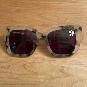 DIFF Eyewear Sonnenbrille Lizzy Cream Tortoise Grey - Bild 1 von 12