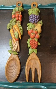 1976 Syroco Spoon & Fork Set Fruits Vegetables Kitchen Wall Decor Grannycore - Picture 1 of 4