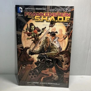 Graphic Novel DC Frankenstein, Agent Of S.H.A.D.E. Vol. 1 Jeff Lemire PB Volume - Picture 1 of 2