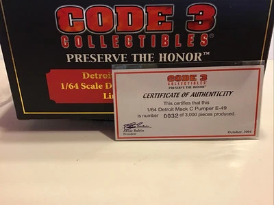 12502 Code 3 Detroit City Fire Dept. Mack - C Pumper E-49, PRISTINE CONDITION - Image 1 of 4