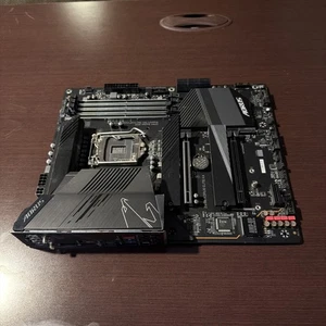 Placa madre Gigabyte Z590 Aorus Elite AX Intel LGA 1200 DDR4 - Imagen 1 de 11