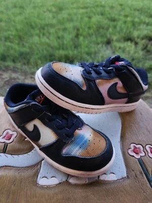 Nike Dunk Low SE TD "Obsidian Graffiti" criança 10C - Imagem 1 de 4