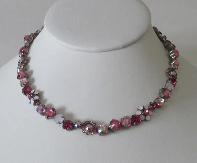 Collar Sorrelli Dulce Corazón NBE2ASSWH Antiguo Tono Plata Foto 1 de 4