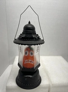 Jack O Lantern Holloween Luz Con Mango 9.5" Alto Funciona 3 AAA Batt - Imagen 1 de 7