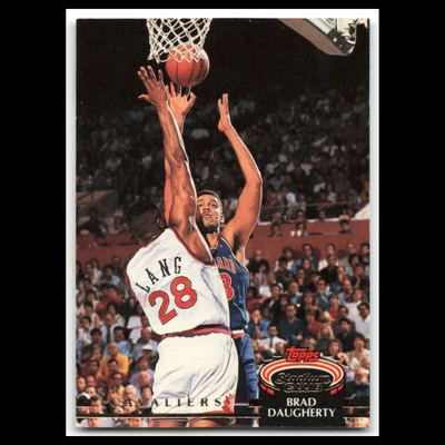 Tarjeta de baloncesto Brad Daugherty #245 1992 Topps Stadium Club Cleveland Cavaliers Foto 1 de 3