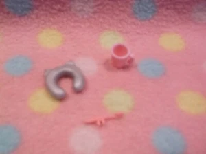 Barbie Club Chelsea Doll Travel Pillow, Toothbrush & Cup Set Mattel New! - Picture 1 of 2