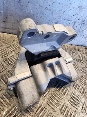 MITSUBISHI OUTLANDER MONTAJE MOTOR DELANTERO IZQUIERDO 2.4L PHEV CVT HÍBRIDO SUV 2019 Foto 1 de 4