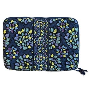 Vera Bradley Indigo Pop 17” Padded Laptop Case Quilted Zip Sleeve Pocket - Picture 1 of 9
