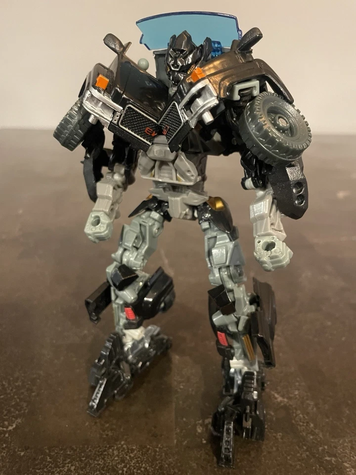 Transformers Dark Of The Moon DOTM Voyager Class MechTech IRONHIDE Hasbro 2011 Foto 1 de 4