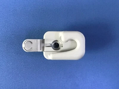 ПОДЛИННЫЙ MAZDA 6 RH ГРУЗОВОЙ СЕТКИ ФИКСАЦИИ В СБОРЕ GS2B688C075 ТОТ ЖЕ ДЕНЬ ОТПРАВКИ - Изображение 1 из 4