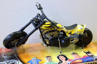 1/18 Alloy Thunder ride Justice League Batman Motorcycle Model Collection Orname - Image 1 of 4