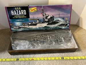 Lindberg U.S.S. Hazard, Navy Minesweeper Maßstab 1:125, NOS/Neu! - Bild 1 von 6