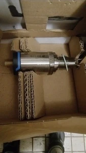 Endress+Hauser livellostato a vibrazione Liquiphant FTL31-7HU0/0 Io-Link Sensor - Bild 1 von 3