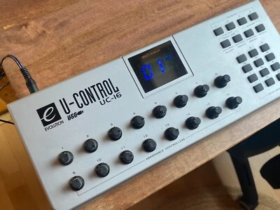 Evolution ( heute M-Audio) U-Control UC-16 MIDI-Kontroller - Bild 1 von 4