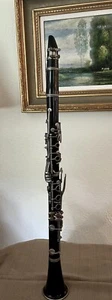 Selmer jr clarinet year 1969 made in France with Bundy case. Well used. - Picture 1 of 17