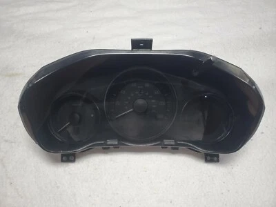 2016 - 2018 Honda HR-V Guage Cluster (OEM)  - Imagem 1 de 4